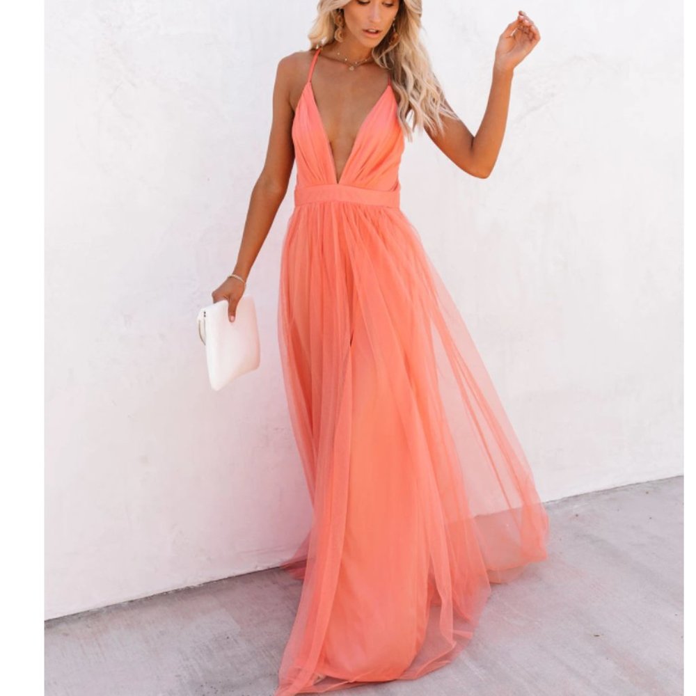 PÉTALE Flowing Maxi Dres